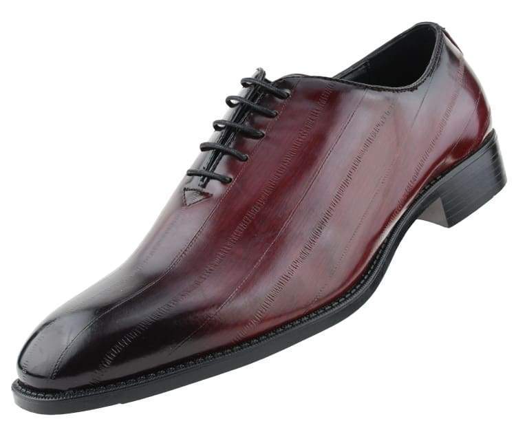 Make a statement with the Brayden Two‑Tone Exotic Oxford—bold men’s dress shoes with faux‑exotic print, ombre toe, and sleek style for parties and special events.